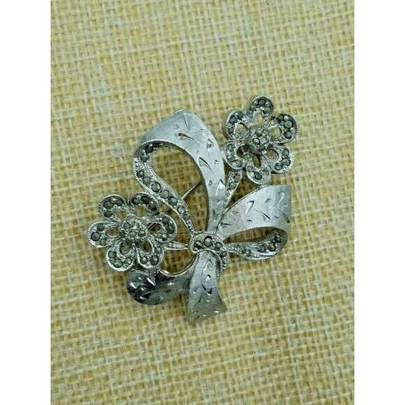 Vintage Brooch Sphinx Marcasite Flower Bouquet - Picture 3 of 9